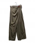 LOEWEロエベ）の古着「Draped trousers in cotton and silk/ドレープドトラウザーズインコットンアンドシルクパンツ H526Y04WGM /25SS」｜ベージュ