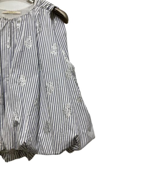 ne quittez pas（ヌキテパ）ne quittez pas (ヌキテパ) Poplin Foil Print Balloon Top ホワイト サイズ:FREEの古着・服飾アイテム