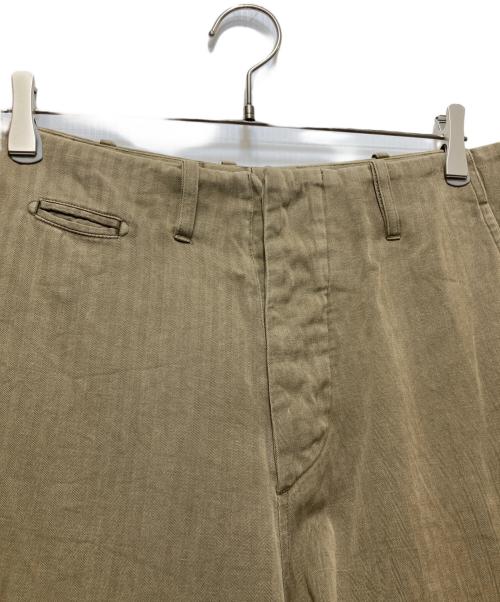 MAATEE&SONS（マーティーアンドサンズ）MAATEE&SONS (マーティーアンドサンズ) CHINO TROUSER ドゥルン（チノトラウザー）MT5103-0209A オリーブ サイズ:3の古着・服飾アイテム