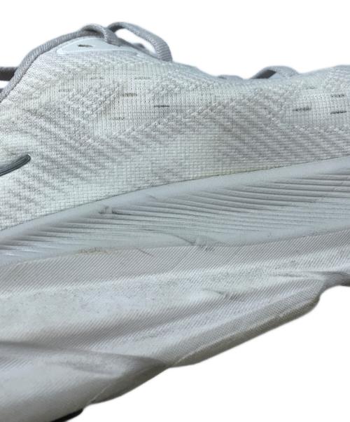 HOKA（ホカ）HOKA (ホカ) M CLIFTON 9 ホワイト サイズ:26.5の古着・服飾アイテム