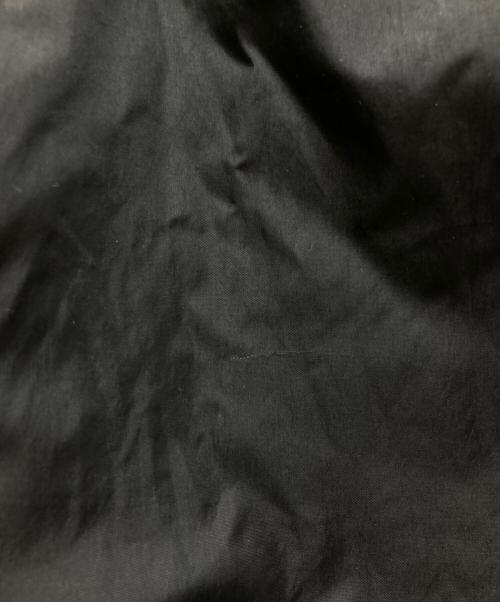 ISSEY MIYAKE（イッセイミヤケ）ISSEY MIYAKE (イッセイミヤケ) 八の字パラシュートジャケット　 Thinsulate ブラック サイズ:3の古着・服飾アイテム