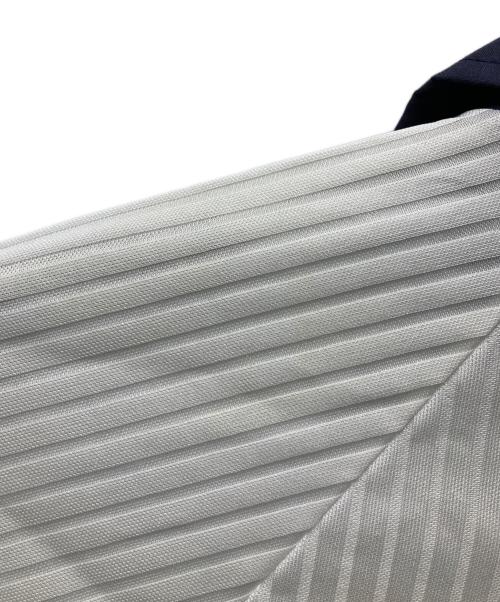 UMBRO（アンブロ）UMBRO (アンブロ) ゲームシャツ　 イングランド代表 97-99 ホワイト サイズ:Mの古着・服飾アイテム