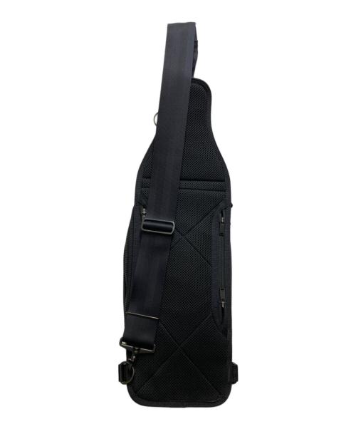 PORTER（ポーター）PORTER (ポーター) HEAT SLING SHOULDER BAG（ヒートスリングショルダーバッグ）703-08000 ブラックの古着・服飾アイテム