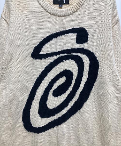 stussy（ステューシー）stussy (ステューシー) CURLY S SWEATER（カーリー S セーター）117073 ベージュ サイズ:Mの古着・服飾アイテム