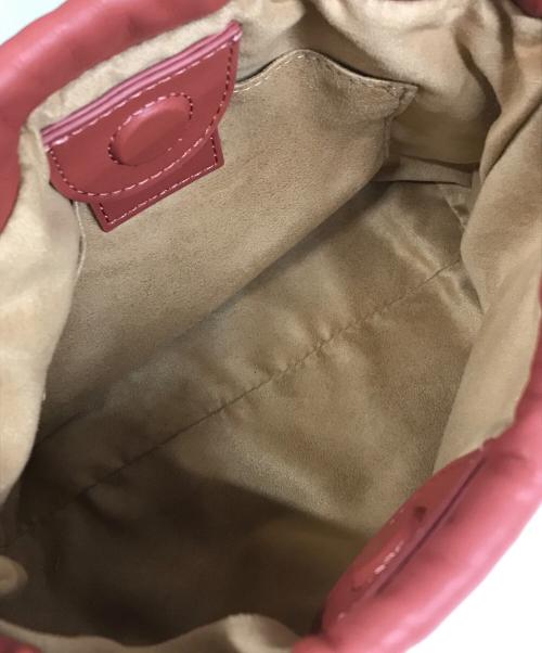 A.P.C.（アーペーセー）A.P.C. (アーペーセー) SAC NINON MINI 22PC（サック ニノン ミニ） ドロ－ストリングショルダーバッグ / 巾着ショルダーバッグ ピンクの古着・服飾アイテム
