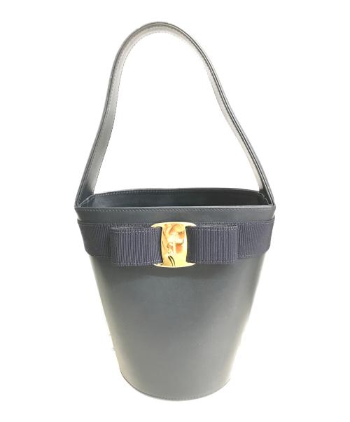 Salvatore Ferragamo（サルヴァトーレ フェラガモ）Salvatore Ferragamo (サルヴァトーレ フェラガモ) ヴァラリボンハンドバッグ　BA214180 ネイビーの古着・服飾アイテム