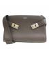 Ferragamo（フェラガモ）の古着「HUG MESSENGER BAG（ハグ メッセンジャーバッグ）LD-241790 / ガンチーニ ショルダーバッグ」｜ブラウン