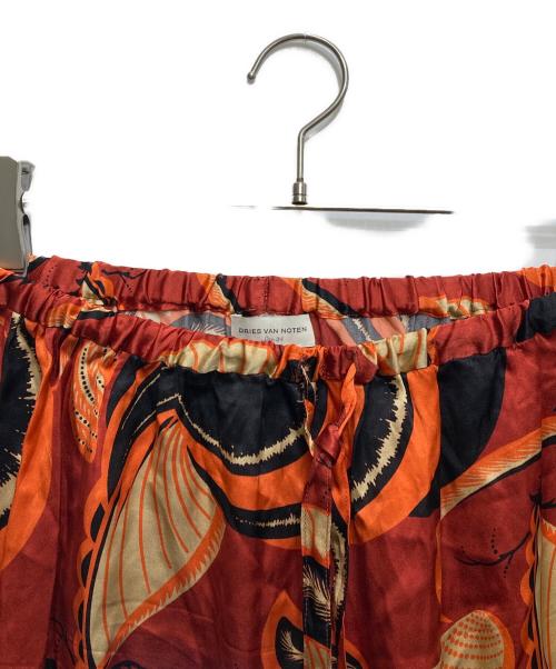 DRIES VAN NOTEN（ドリスヴァンノッテン）DRIES VAN NOTEN (ドリスヴァンノッテン) 総柄シルクスカート レッド サイズ:34の古着・服飾アイテム