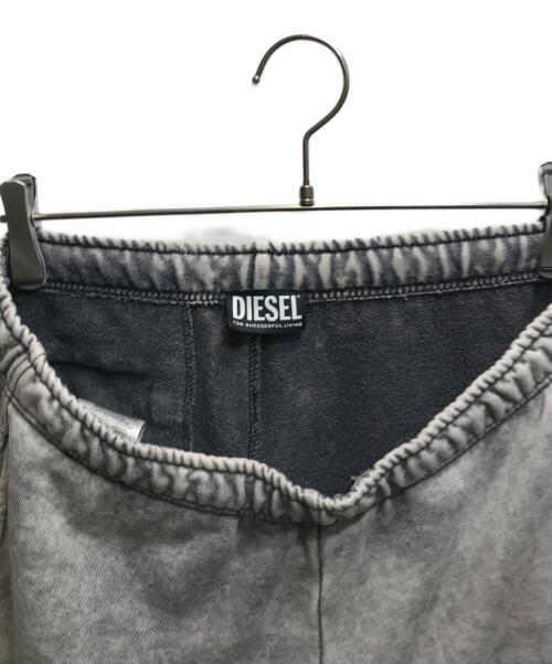 DIESEL（ディーゼル）DIESEL (ディーゼル) ケミカルウォッシュ加工スウェットパンツ A08545 グレー サイズ:Sの古着・服飾アイテム