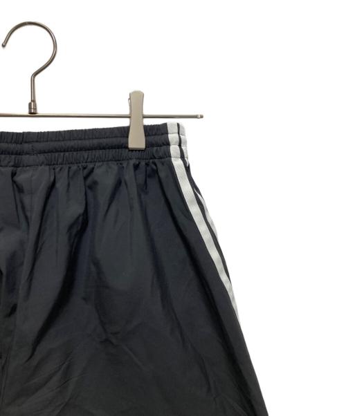 adidas（アディダス）adidas (アディダス) OVERSIZED ZIP OFF TRACKPANT BLACK ブラック サイズ:XSの古着・服飾アイテム