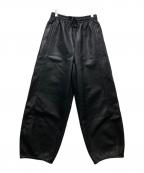 Adam et Ropeアダム エ ロペ）の古着「シンセティックレザートラックパンツ 25AW」｜ブラック