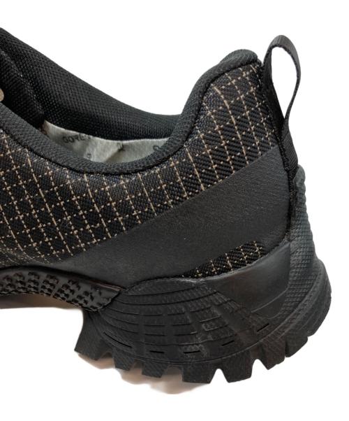 THE NORTH FACE（ザ ノース フェイス）THE NORTH FACE (ザ ノース フェイス) ゴアテックスローカットスニーカー 2502-2444523 ブラック サイズ:26の古着・服飾アイテム