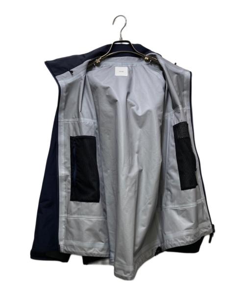 AKAD（エーケーエーディー）AKAD (エーケーエーディー) SIGNATURE TECH RAIN SHELL PARKA（シグネチャー テックレインシェルパーカー） / ナイロンジャケット AKAD001 ネイビー サイズ:Mの古着・服飾アイテム
