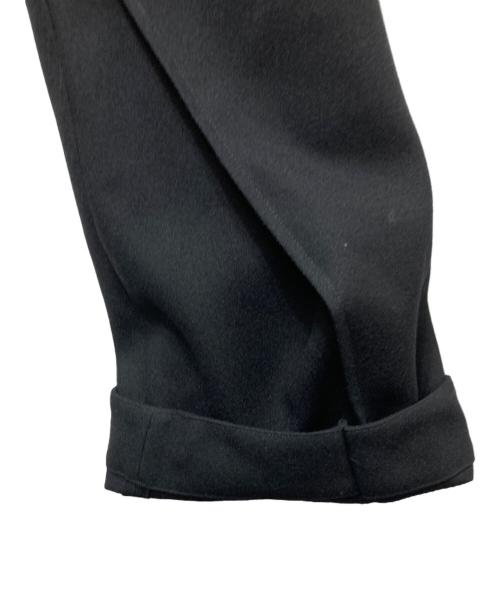 ISSEY MIYAKE（イッセイミヤケ）ISSEY MIYAKE (イッセイミヤケ) CALLIGRAPH アシンメトリーデザインパンツ　 26AW  ブラック サイズ:2の古着・服飾アイテム
