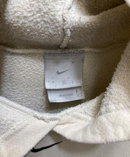 NIKE（ナイキ）NIKE (ナイキ) 00’s センタースウォッシュ プルオーバーフーディ ベージュ サイズ:XLの古着・服飾アイテム