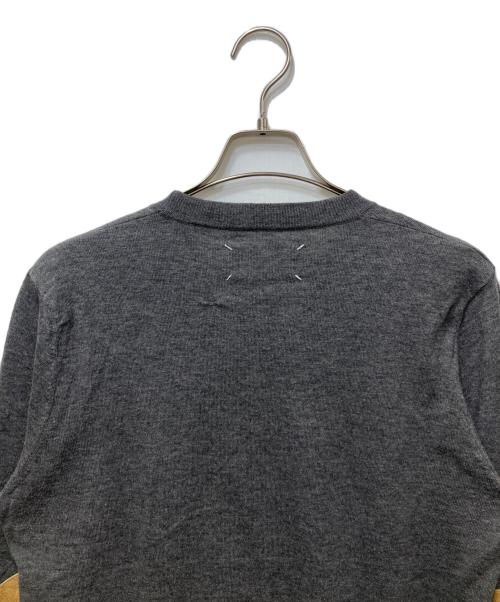 Maison Margiela（メゾンマルジェラ）Maison Margiela (メゾンマルジェラ) エルボーパッチ クルーネックニット　15AW / Martin Margiela 14 チャコールグレー サイズ:Sの古着・服飾アイテム