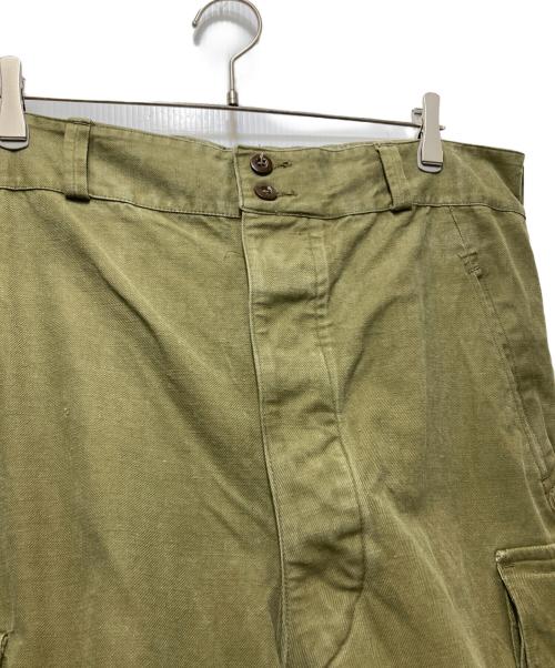 French Army（フランス軍）French Army (フランス軍) ～50’s M-47 ミリタリーカーゴパンツ 前期型 / コットンツイル オリーブ サイズ: 35の古着・服飾アイテム