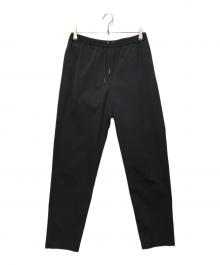 HYKE（ハイク）の古着「TASLAN TWILL TAPERED PANTS（タスランツイルテーパードパンツ） 242-13292」｜ブラック