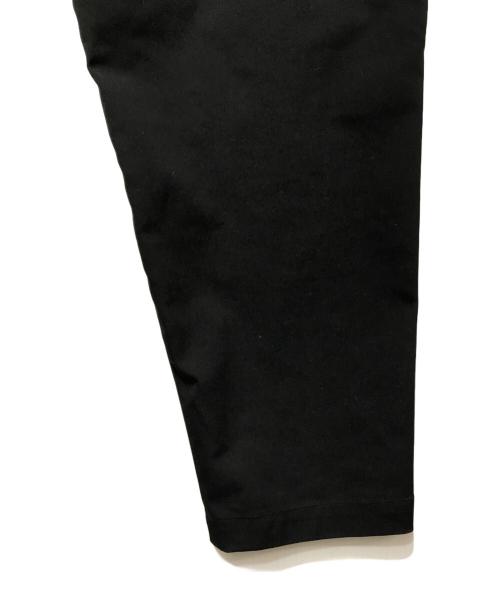 HYKE（ハイク）HYKE (ハイク) TASLAN TWILL TAPERED PANTS（タスランツイルテーパードパンツ） 242-13292 ブラック サイズ:3の古着・服飾アイテム