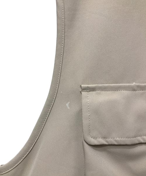 Carhartt WIP（カーハート ワーク イン プログレス）CARHARTT WIP (カーハート ワーク イン プログレス) Elmwood Vest（エルムウッドベスト）　I026023 ベージュ サイズ:Lの古着・服飾アイテム