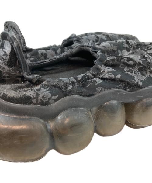 Mikio Sakabe（ミキオサカベ）MIKIO SAKABE (ミキオサカベ) Jewelry Slip-on Shoes(ジュエリースリッポンシューズ)　 ブラック サイズ:24cmの古着・服飾アイテム