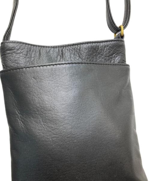 LEATHERECTION（レザレクション）LEATHERECTION (レザレクション) レザーショルダーバッグ　エゾ鹿　日本製　 ブラックの古着・服飾アイテム