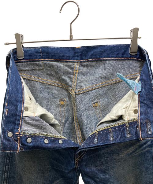 LEVI'S VINTAGE CLOTHING（リーバイス ビンテージ クロージング）LEVI'S VINTAGE CLOTHING (リーバイス ビンテージ クロージング) 501XXデニムパンツ 日本製 BIGE 赤耳 1947年モデル インディゴ サイズ:32の古着・服飾アイテム