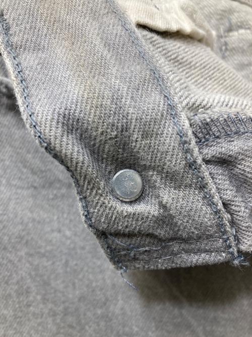 LEVI'S（リーバイス）LEVI'S (リーバイス) 80's 501先染めグレーデニムパンツ　ボタン裏532 USA製 グレー サイズ:W30　L32の古着・服飾アイテム