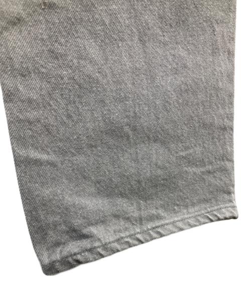 LEVI'S（リーバイス）LEVI'S (リーバイス) 80's 501先染めグレーデニムパンツ　ボタン裏532 USA製 グレー サイズ:W30　L32の古着・服飾アイテム