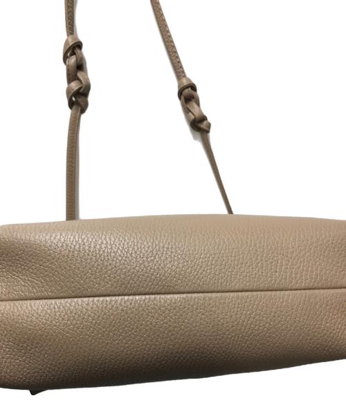 GIANNI CHIARINI（ジャンニ キアリーニ）GIANNI CHIARINI (ジャンニ キアリーニ) ALIFA 2WAYバッグ ベージュの古着・服飾アイテム