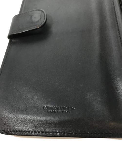 BOTTEGA VENETA（ボッテガベネタ）BOTTEGA VENETA (ボッテガベネタ) イントレチャートクラッチバッグ / ジゴロバッグ / 129528 ブラックの古着・服飾アイテム