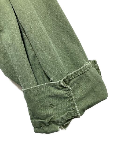 US ARMY（ユーエスアーミー）US ARMY (ユーエスアーミー) JUNGLE FATIGUE 5th JACKET（ジャングルファティーグ） グリーン サイズ:SMALL-REGULARの古着・服飾アイテム