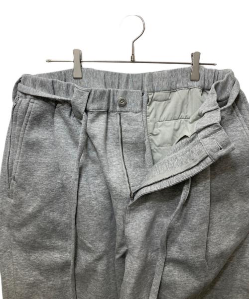 TIGHTBOOTH PRODUCTION（タイトブースプロダクション）TIGHTBOOTH PRODUCTION (タイトブースプロダクション) タックスウェットパンツ グレー サイズ:Lの古着・服飾アイテム