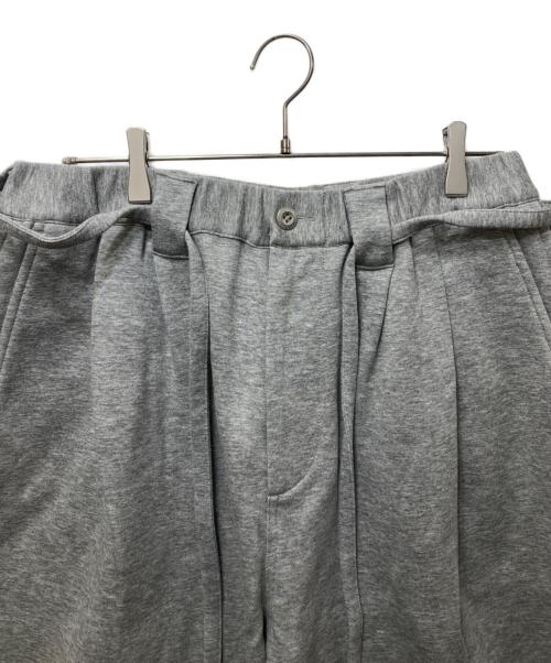 TIGHTBOOTH PRODUCTION（タイトブースプロダクション）TIGHTBOOTH PRODUCTION (タイトブースプロダクション) タックスウェットパンツ グレー サイズ:Lの古着・服飾アイテム