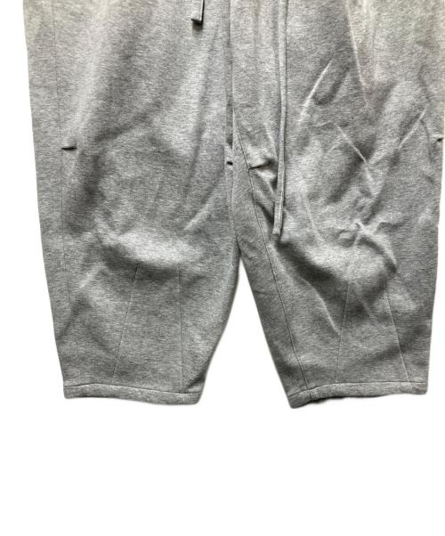 TIGHTBOOTH PRODUCTION（タイトブースプロダクション）TIGHTBOOTH PRODUCTION (タイトブースプロダクション) タックスウェットパンツ グレー サイズ:Lの古着・服飾アイテム