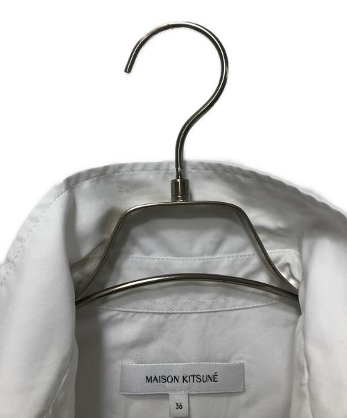 maison kitsune（メゾンキツネ）MAISON KITSUNE (メゾンキツネ) ベビーフォックス シャツ ホワイト サイズ:36の古着・服飾アイテム
