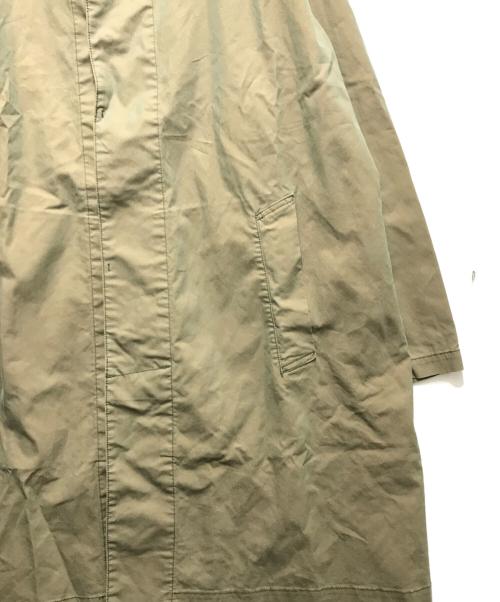 REMI RELIEF（レミレリーフ）REMI RELIEF (レミレリーフ) BEAMS PLUS (ビームスプラス) 別注 Balmacaan Coat(バルマカーンコート) ベージュ サイズ:XLの古着・服飾アイテム