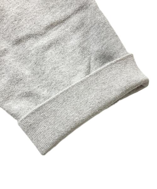upper field one（アッパー フィールド ワン）UPPER FIELD ONE (アッパー フィールド ワン) THE COOP HOODED SWEATSHIRT（ザ・コープフーデッドスウェットシャツ） グレー サイズ:Fの古着・服飾アイテム