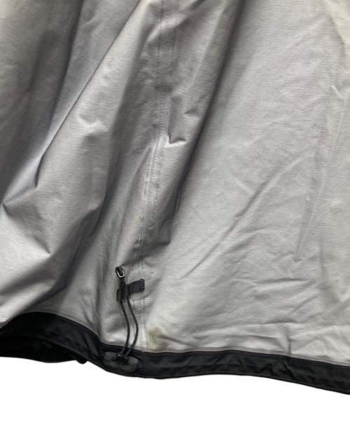 ARC'TERYX（アークテリクス）ARC'TERYX (アークテリクス) NORVAN LT HOODY（ノーヴァンライトフーディ）　25915 ブラック サイズ:XSの古着・服飾アイテム