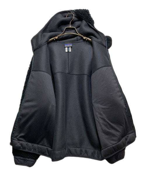 Patagonia（パタゴニア）Patagonia (パタゴニア) 00‘S VINTAGE RETRO RHYTHM HOODY（レトロリズムフーディ）/ USA製 ブラック サイズ:Mの古着・服飾アイテム