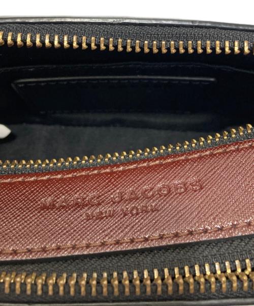 MARC JACOBS（マークジェイコブス）MARC JACOBS (マークジェイコブス) ザスナップショットショルダーバッグ ブラックの古着・服飾アイテム
