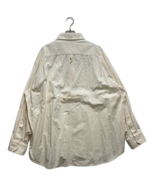 Hed Mayner（ヘド メイナー）Hed Mayner (ヘド メイナー) 22FW OPEN BACK SHIRT(オープンバックシャツ) ベージュ サイズ:Sの古着・服飾アイテム