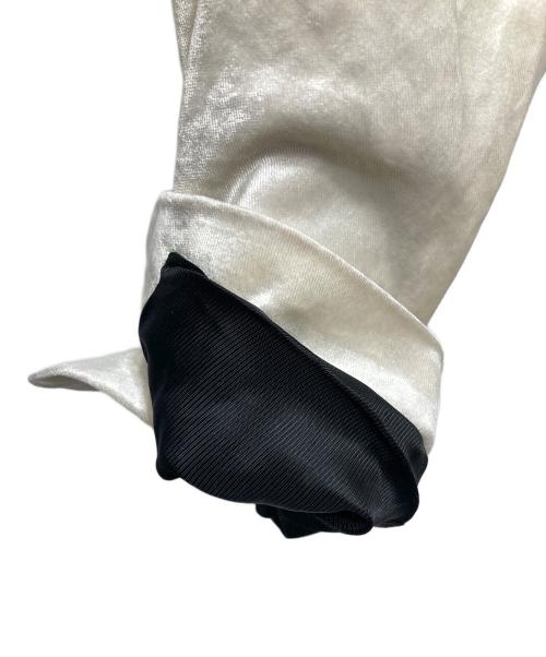 ANN DEMEULEMEESTER（アンドゥムルメステール）ANN DEMEULEMEESTER (アンドゥムルメステール) ベロアジャケット ホワイト サイズ:36の古着・服飾アイテム