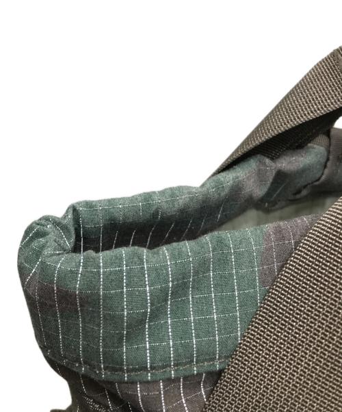 SUPREME（シュプリーム）Supreme (シュプリーム) Cinch Bag Woodland Camo カーキの古着・服飾アイテム