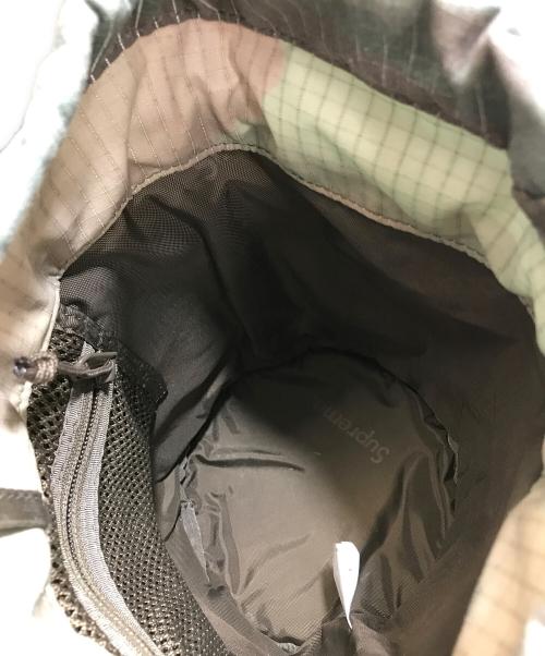 SUPREME（シュプリーム）Supreme (シュプリーム) Cinch Bag Woodland Camo カーキの古着・服飾アイテム