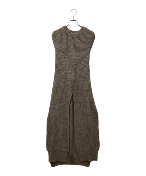 HYKE（ハイク）HYKE (ハイク) RIBED WOOL SLEEVELESS SWEATER DRESS （リブドウールスリーブレススウェッタードレス）202-11203 ベージュ サイズ:1の古着・服飾アイテム