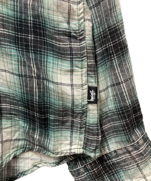 stussy（ステューシー）stussy (ステューシー) MATTHEW PRINTED SHIRT(マシュープリンテッドシャツ)　 グリーン サイズ:Mの古着・服飾アイテム