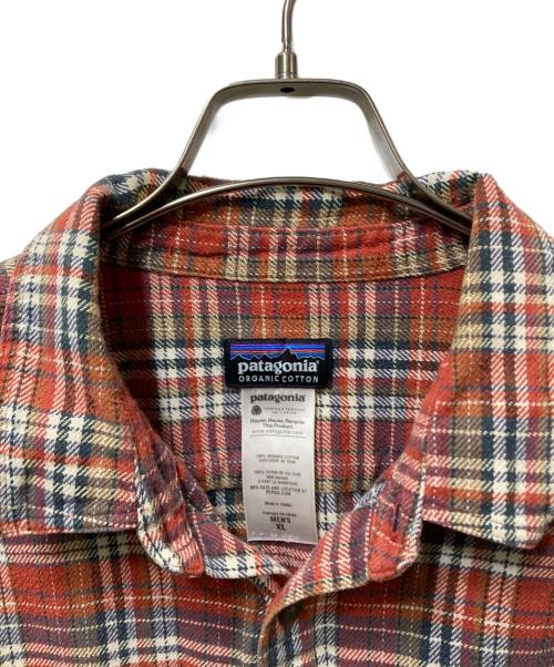 Patagonia（パタゴニア）Patagonia (パタゴニア) fjord flannel shirts(フィヨルドフランネルシャツ)　 レッド サイズ:XLの古着・服飾アイテム