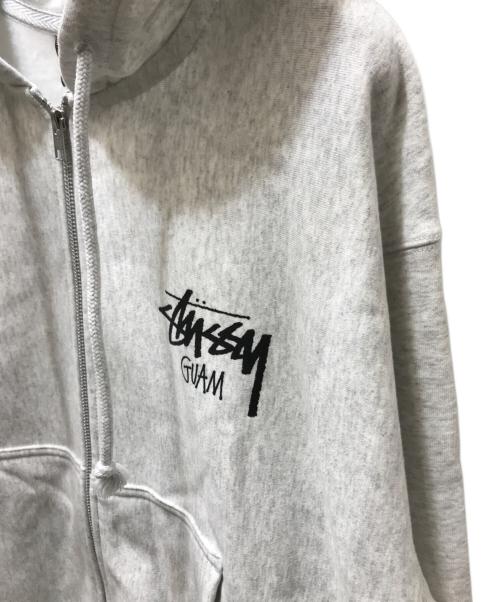 stussy（ステューシー）stussy (ステューシー) ZIP HOODIE GUAM（ジップフーディ）/ 3973967 / グアム限定 グレー サイズ:Mの古着・服飾アイテム