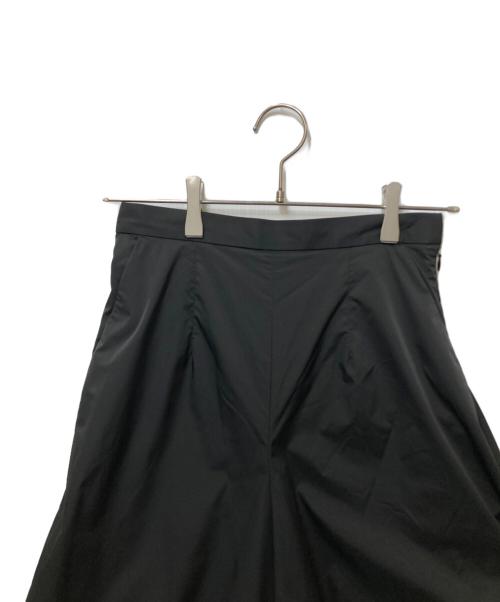 ENFOLD（エンフォルド）ENFOLD (エンフォルド) フリルデザインパンツ 300ES331-0310 ブラック サイズ:36の古着・服飾アイテム